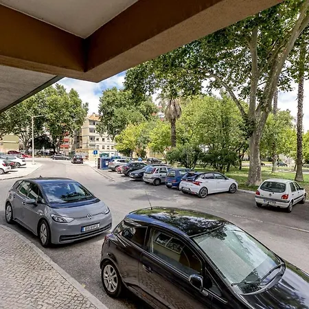 Seixal River Retreat *